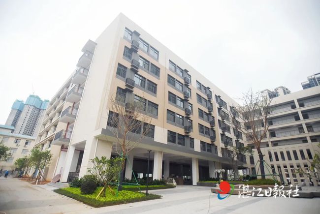 湛江电子职业技术学校(湛江电子职业学校老师多少)