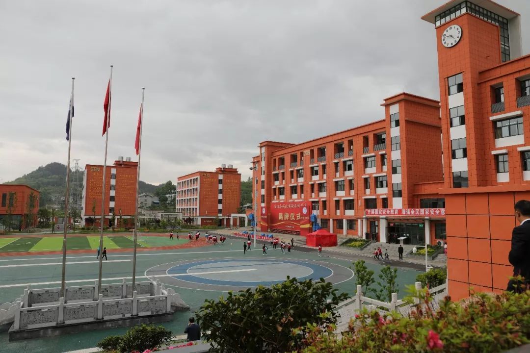 内江市思源职业学校内江思源国防训练基地