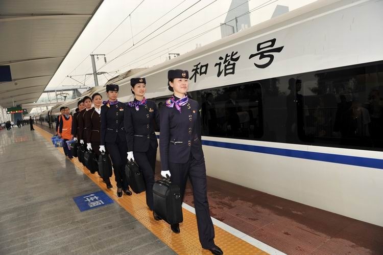初中毕业女孩学什么技术最好(男孩子读技校读什么专业好)