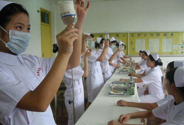 菏泽信息工程学校（菏泽信息工程学校校长）