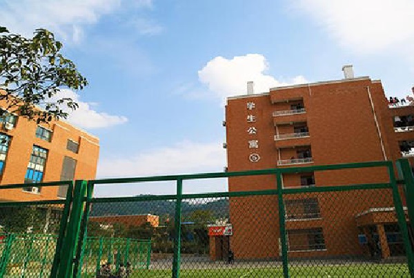 广安的中专学校有哪些（了解广安市的中专学府）图1