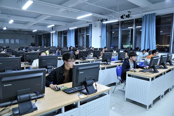 成都计算机中专有哪些专业方向图3