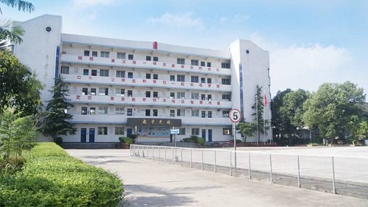 技校转学要重新再读吗