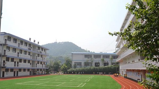快速中专学历十天拿证多少钱