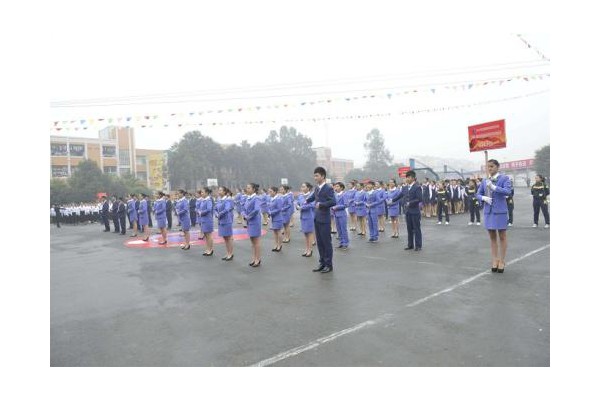 南充中专站泸州如何乘车到达图2