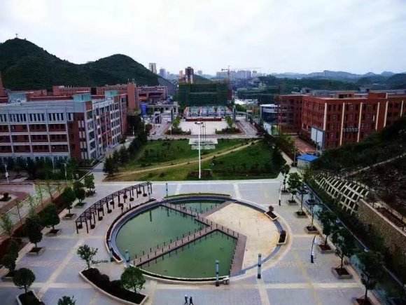 成都职高大全(新都区公立职高有哪些学校)图1