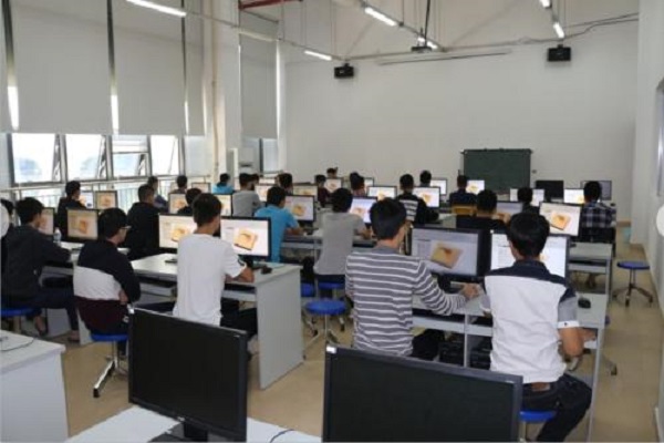 中专职业学校招生(深圳适合初三毕业的中专学校)