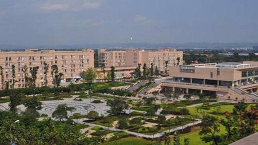 成都工业职业技术学校怎么样(成都工业职业技术学院录取线2023)
