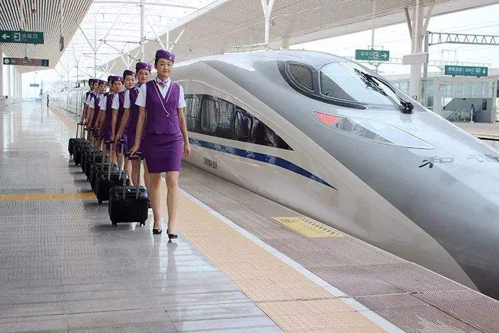 汉中龙岗高中复读的费用（汉中龙岗中学收复读生吗）