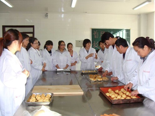 广东公办技校有哪些学校(广东省电子职业技术学校学费)图1