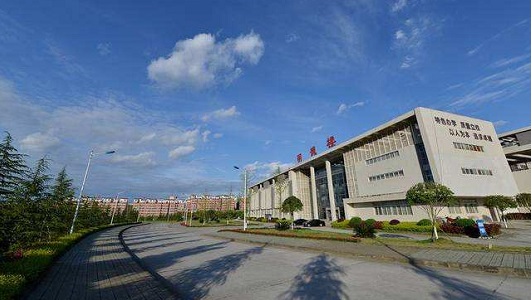 成都公立中专护理专业排名（2020年成都公立中专护理专业排行榜）图1
