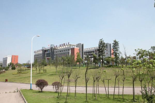 广安的中专学校有哪些（了解广安市的中专学府）图2