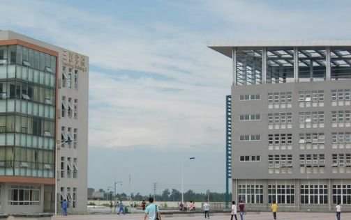 金堂实验中学（金堂实验中学教师名单）