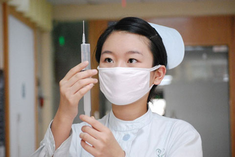 自贡中专护理学校一年费用是多少，学费和住宿费用详细说明图1