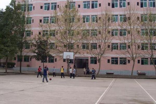 大专学校招生图2