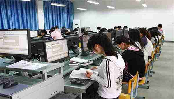 全免学费的职校（免学费的技校有么）图3