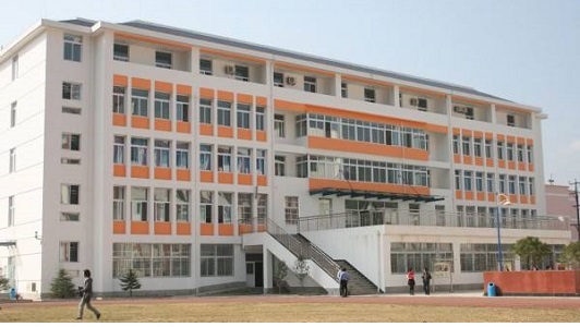 南充中专学校女孩应该如何选择学校