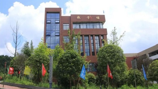 四川职业学院哪些比较好？