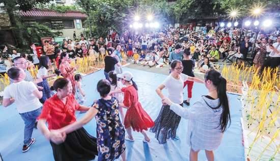 西南航空专修学院学费是多少(西南航空学院招生标准)