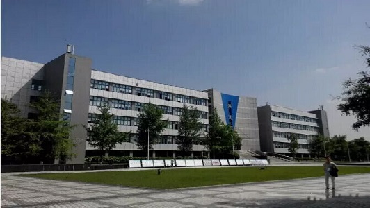 四川绵阳外贸电子学校地址在哪里？
