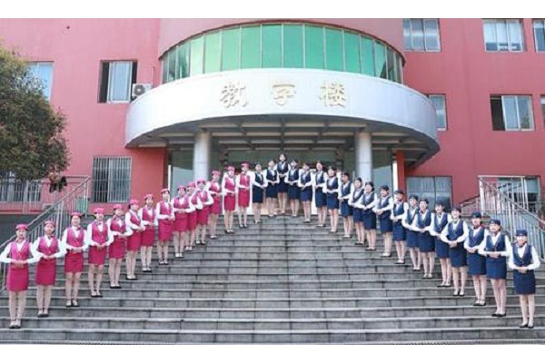 2022年绵阳灵通电气技工学校招生计划图2
