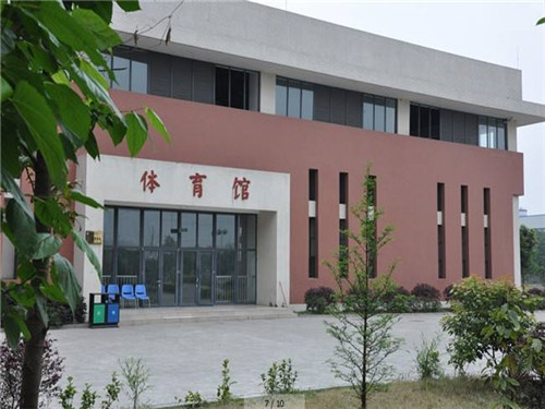 2022年成都中专汽修学校如何考大专