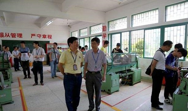 贵阳航空职业技术学院地址在哪里(贵州航空技术学院地址)