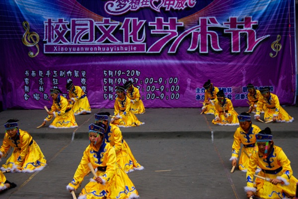 四川读中专有前途