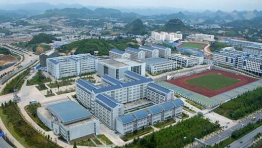 四川2021读卫生学校能上大学吗
