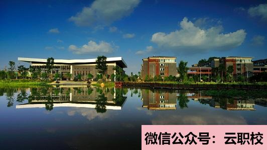 2021年重庆安全技术职业学院五年制大专排名