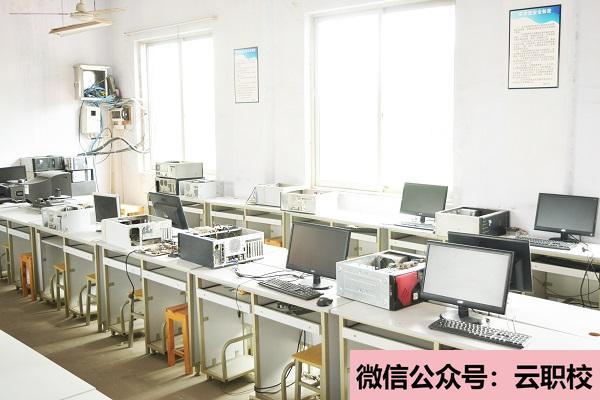 学什么专业好?针灸推拿专业培养目标(六安2021年卫校学什么专业好)