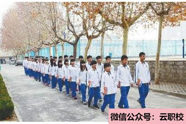 2021年重庆初中生可以读的卫校