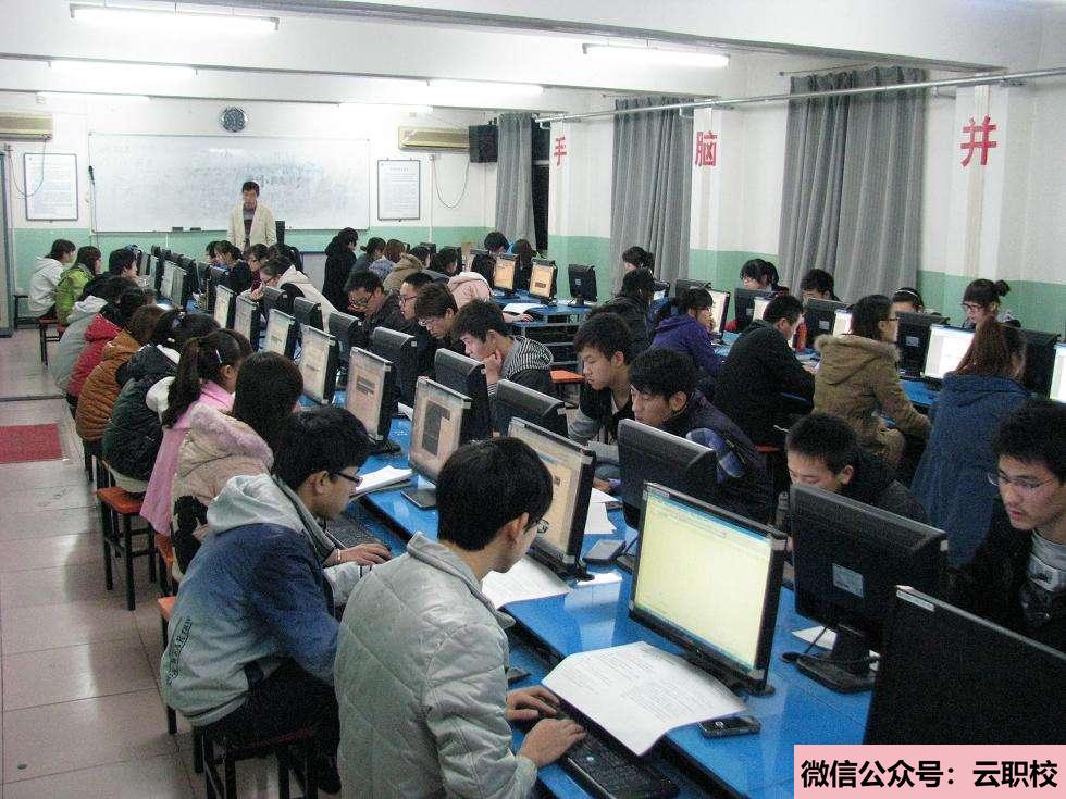 甘肃2021年学护理哪个学校好?