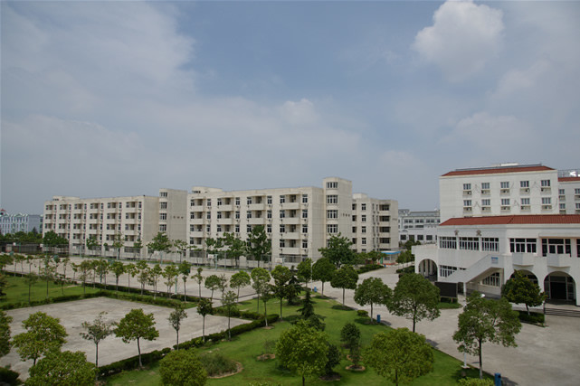 泸州市江南职业中专学校的地址(泸州市江南职业中专学校)