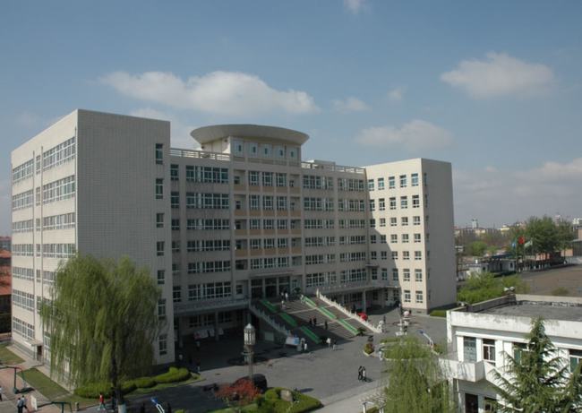 职业技术学校哪个专业比较好(学电脑培训多少钱学费)