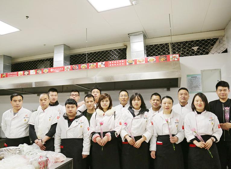 重庆美发培训学校排行榜(重庆学理发去哪里学最好)