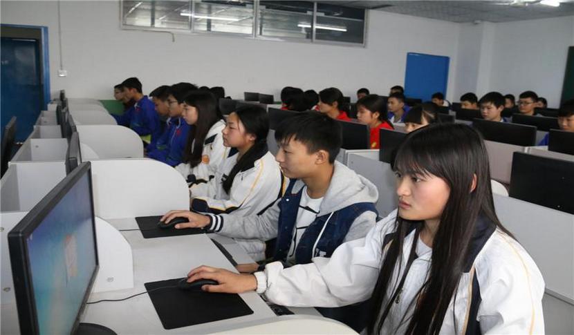 四川高铁职业学校哪个学校比较好(四川铁路职业学院官网)