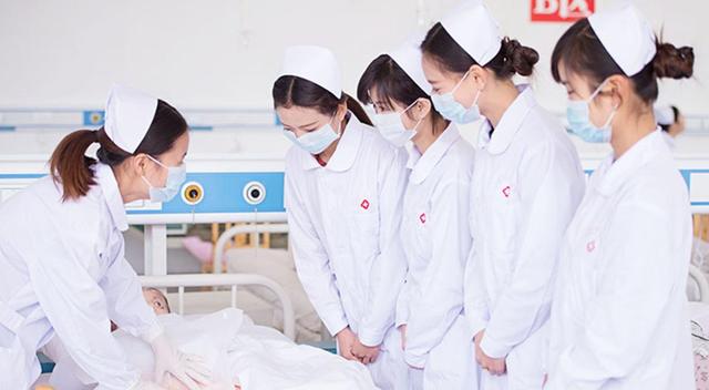 全国护士学校排名的简单介绍