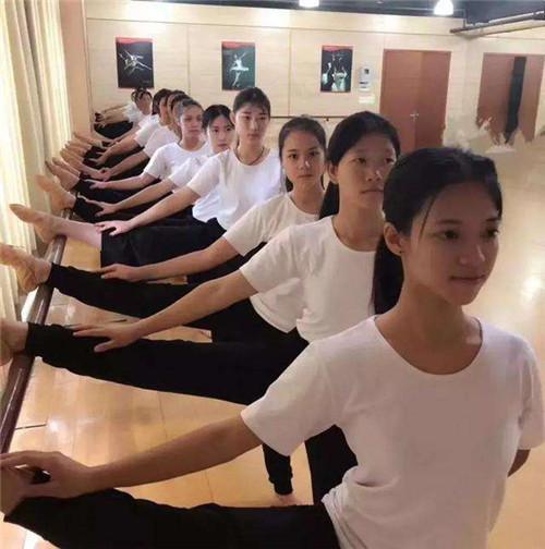 四川五月花技师学校好不好的简单介绍