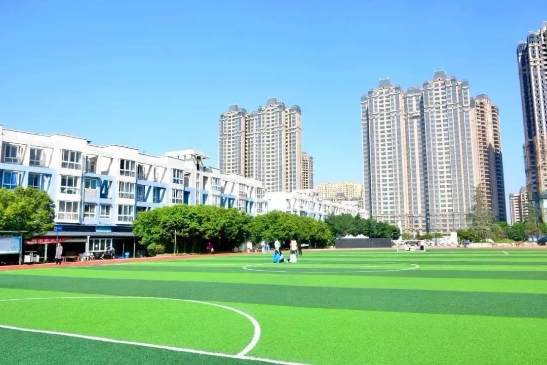 成都龙泉五冶技工学校有什么专业(龙泉五冶技工学校好不好)