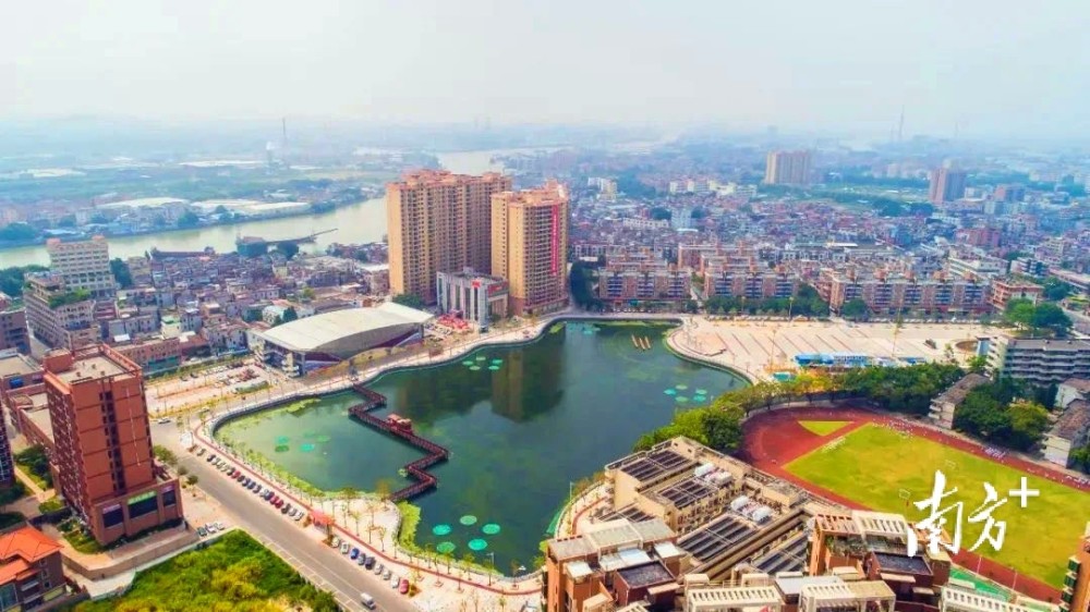 东莞翰华学校学费(东莞瀚华学校学费贵吗)