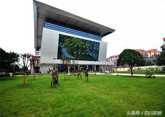 成都艺术学校排名(成都艺术学校排名前十)