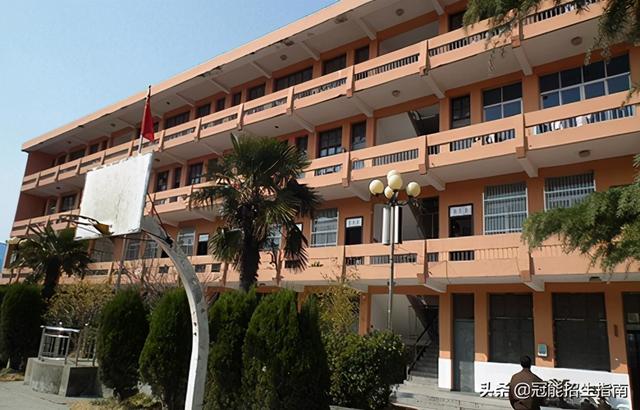 成都口腔学校(口腔学校)