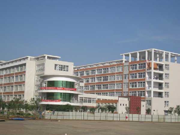 附近职业技术学校(附近职业技术学校学生卖妣吧)