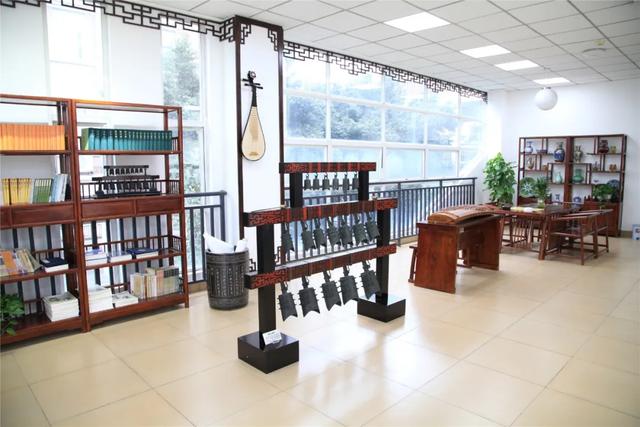 成都为明学校(成都为明学校怎么样)