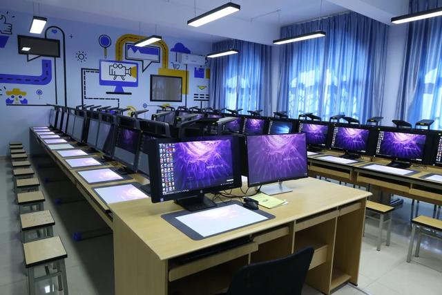 成都市财贸职业高级学校(四川省成都市财贸职业学校)