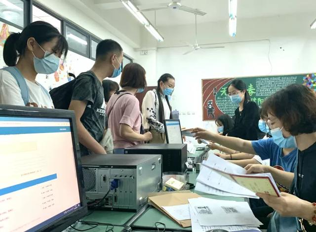 成都工程职业技术学校(成都工业职业技术学校地址)