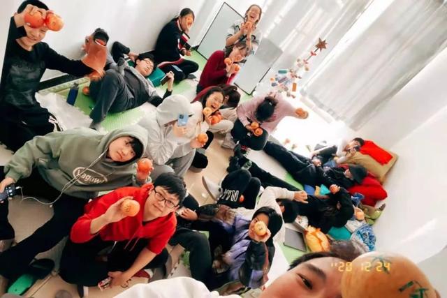 成都先锋学校(成都先锋学校电话地址)