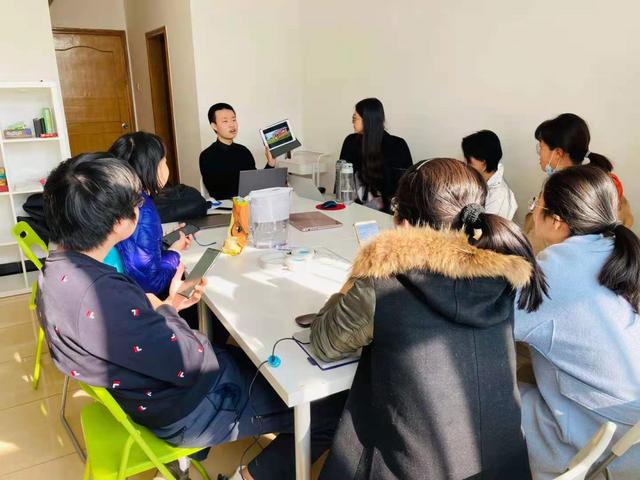 成都先锋学校(成都先锋学校电话地址)