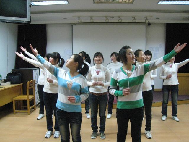 女子中专学校(兰州女子中专学校)